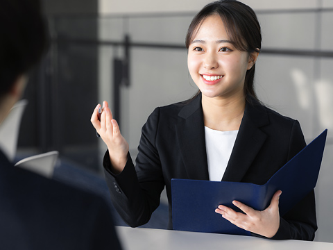 しずなび株式会社の新卒採用は総合職となります。仕事内容をご覧の上ご応募ください。